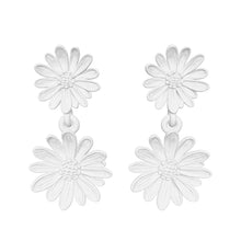 Load 3D model into Gallery viewer, Daisy Earrings
