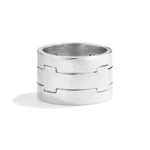 Load image into Gallery viewer, Crown Stacking Ring Set
